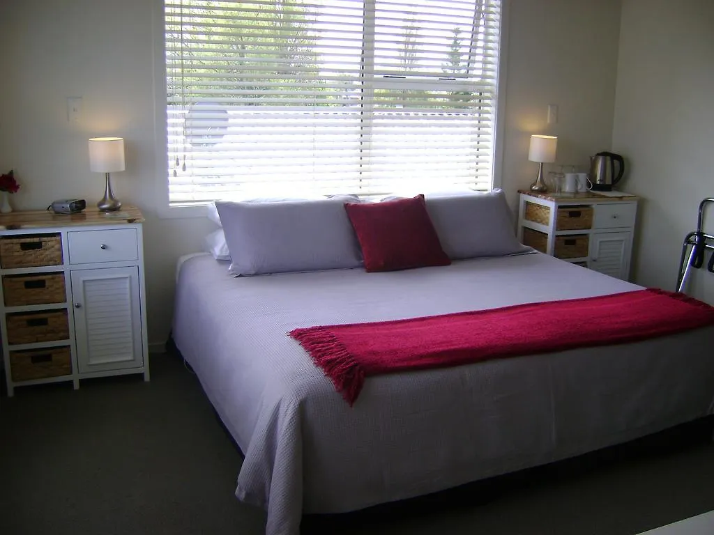 Bed & Breakfast Ngongotaha Lakeside Lodge Rotorua